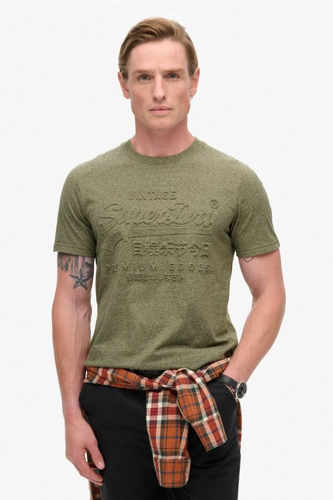 EMBOSSED VL GRAPHIC T SHIRT M1012003A HUSHED OLIVE GRIT