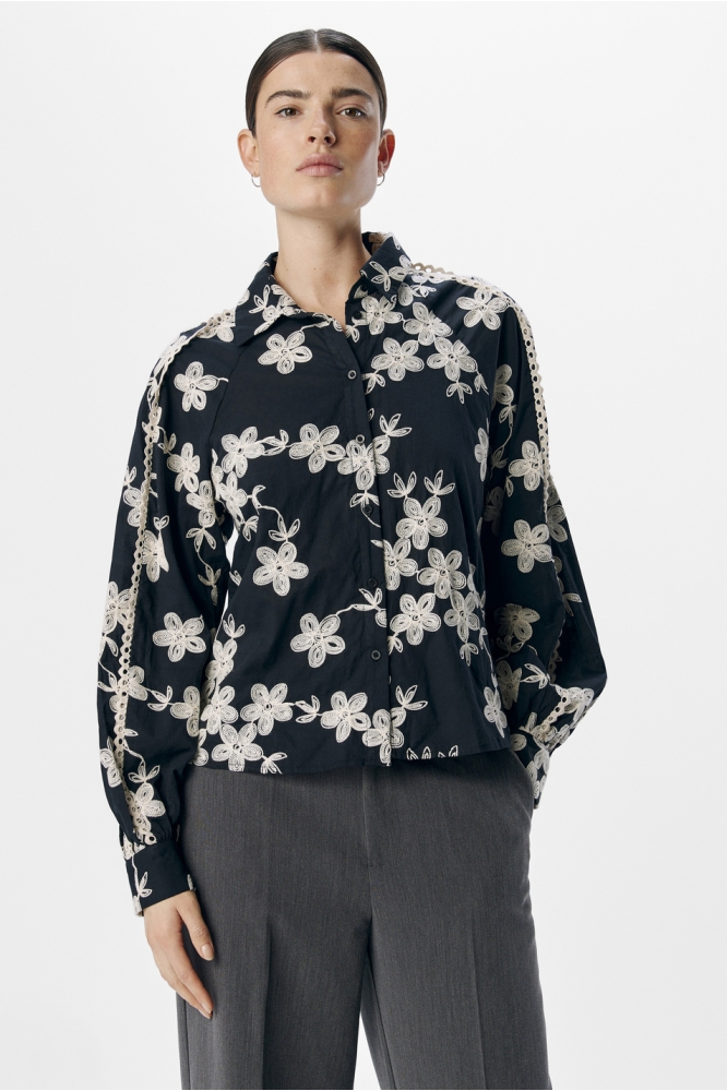 OBJARIZONA L/S LO SHIRT E AW FAIR 2 23046614 BLACK/WHITE EMBR