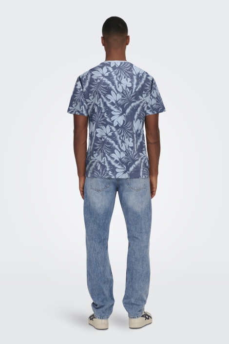 Only & Sons onsperry life reg leaf aop ss tee n