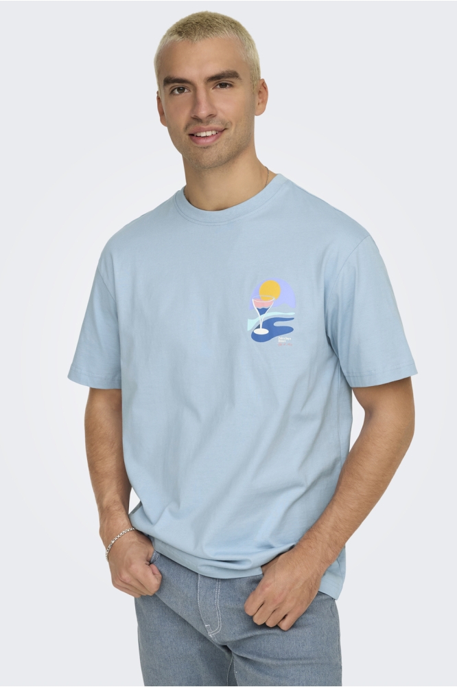 ONSPALM DAYS PRINT RLX SS TEE 22033417 POWDER BLUE/PALM DAYS