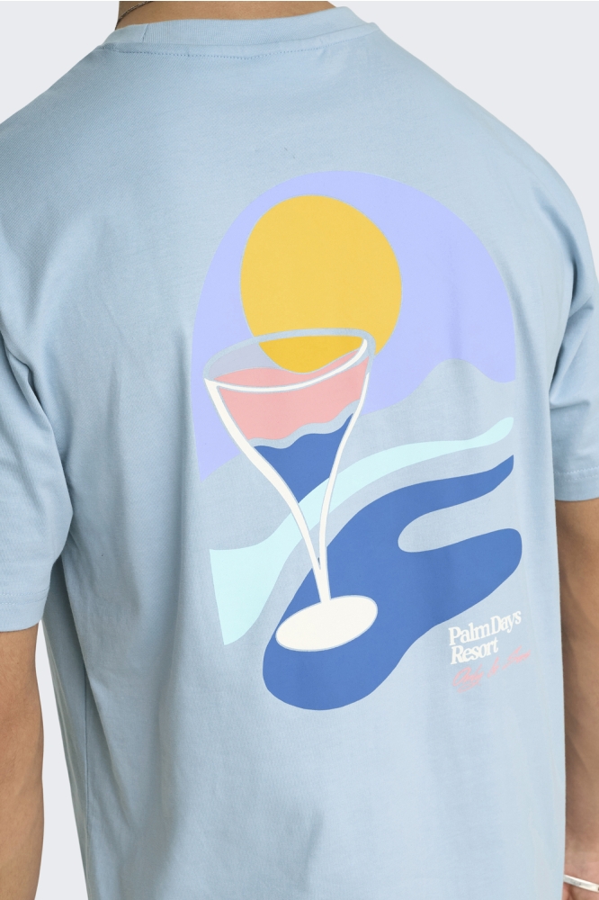 ONSPALM DAYS PRINT RLX SS TEE 22033417 POWDER BLUE/PALM DAYS