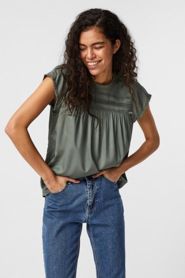 Vero Moda T-shirt VMDEBBIE PLEAT S/L TOP GA NOOS 10247943 LAUREL WREATH