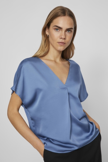 Vila T-shirt VIELLETTE V-NECK S/S SATIN TOP - NO 14089239 Coronet Blue