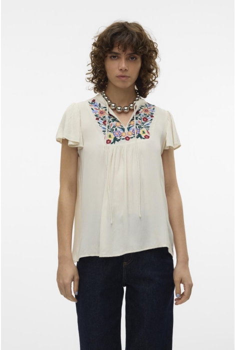 Vero Moda vmsina boho emb. s/s top exc ga