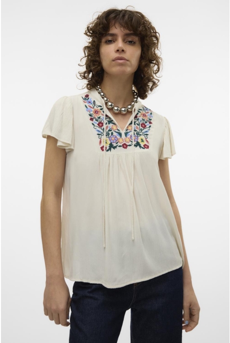 Vero Moda vmsina boho emb. s/s top exc ga