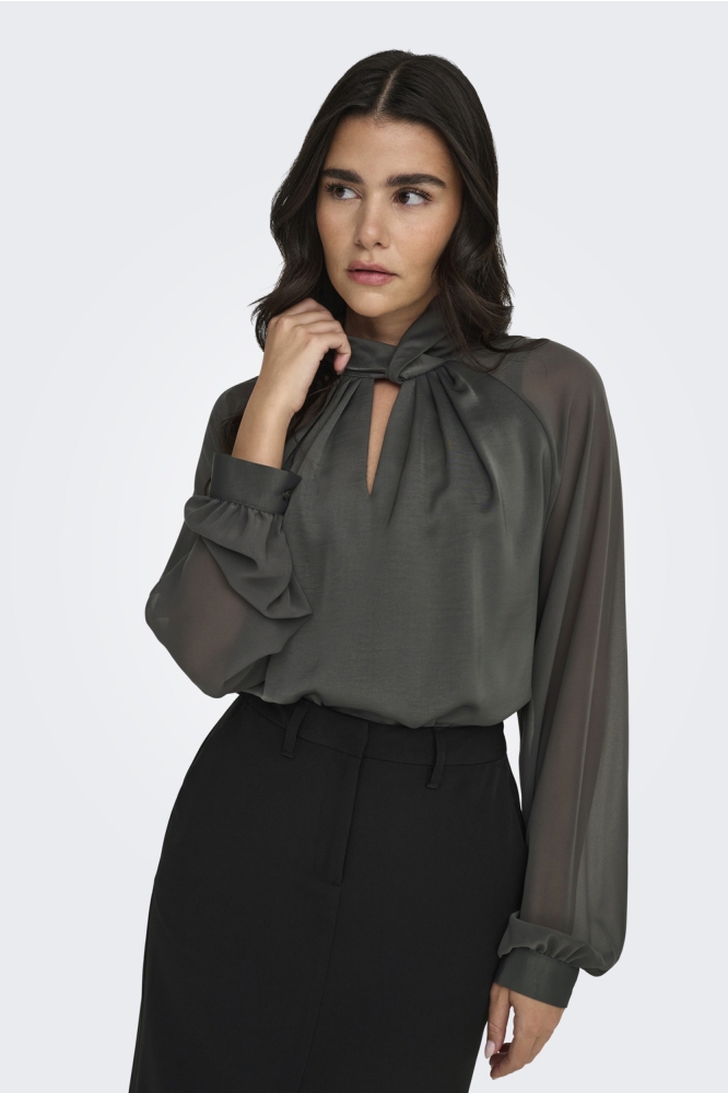 JDYURBA L/S KNOT DETAIL TOP WVN 15308467 GUNMETAL