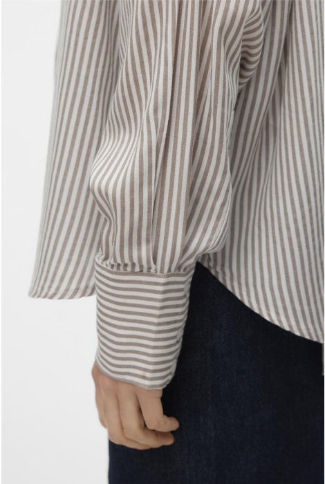 Vero Moda vmbumpy l/s oversize shirt wvn ga