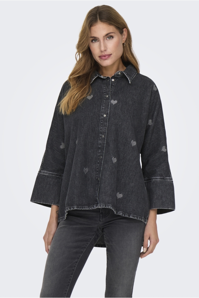 ONLGRACE 3/4 HEART EMB DNM SHIRT 15347081 WASHED BLACK/HEART EMB