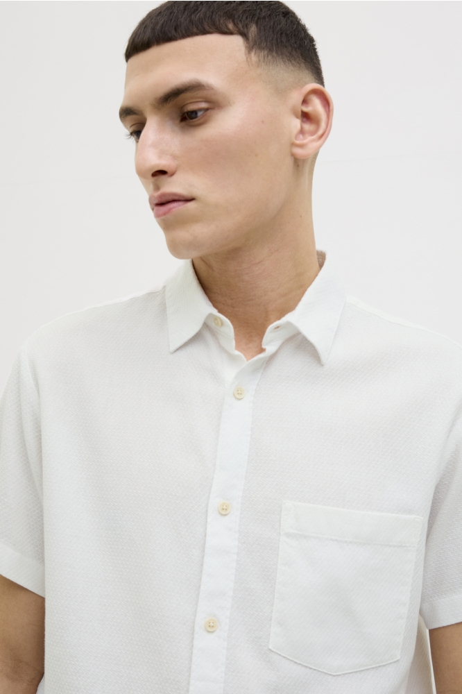 JORVARENNA DOBBY SHIRT SS 12271109 Cloud Dancer