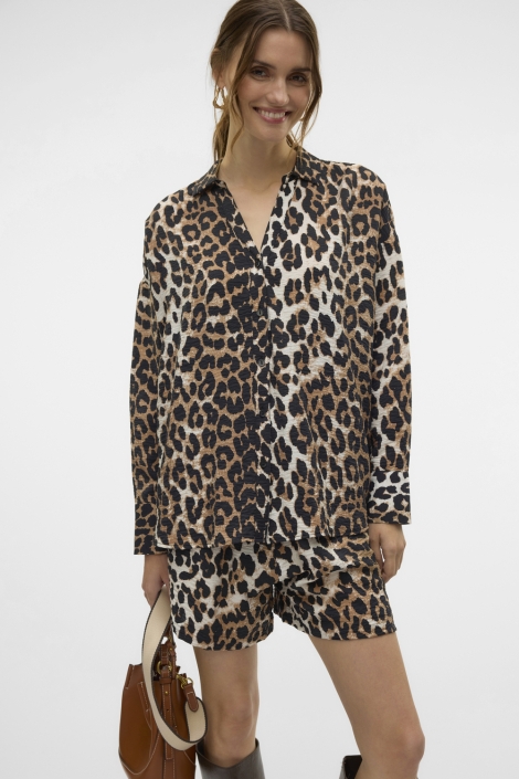 Vero Moda vmjosie ls oversize shirt wvn ga