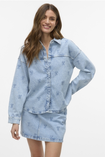 Vero Moda Jas VMHAYDEN LS OVERSIZED EMB SHIRT RA3 10326371 LIGHT BLUE DENIM