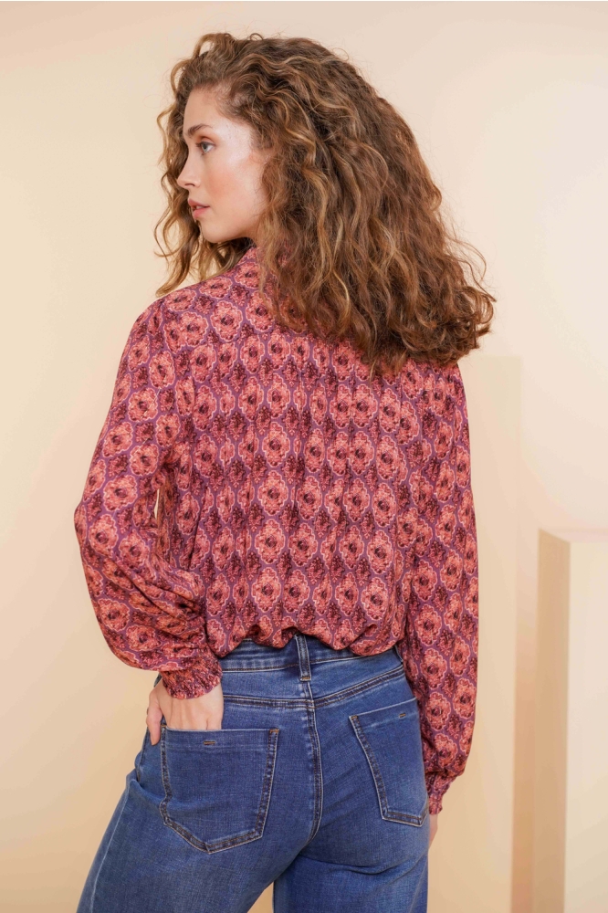 KLEURRIJKE BLOUSE MET IKAT PRINT 43698 20 000330 MAUVE/PINK