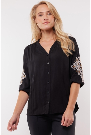 Dit is ook leuk van C&S The Label Blouse