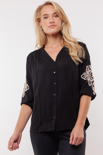 Dit is ook leuk van C&S The Label Blouse