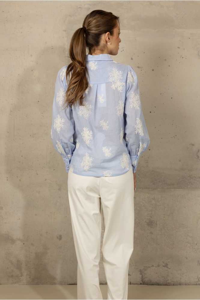 JASMIN BLOUSE AT73 09543 392 425 SKY BLUE