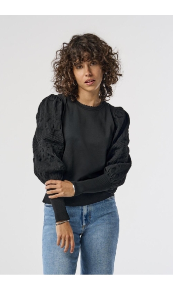 ONLMELITA L/S O-NECK PULLOVER KNT 15235327 BLACK