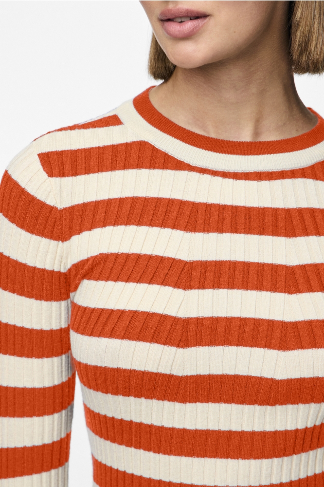 PCCRISTA LS O-NECK KNIT NOOS BC 17115047 Tangerine Tango/WIDE BIRCH