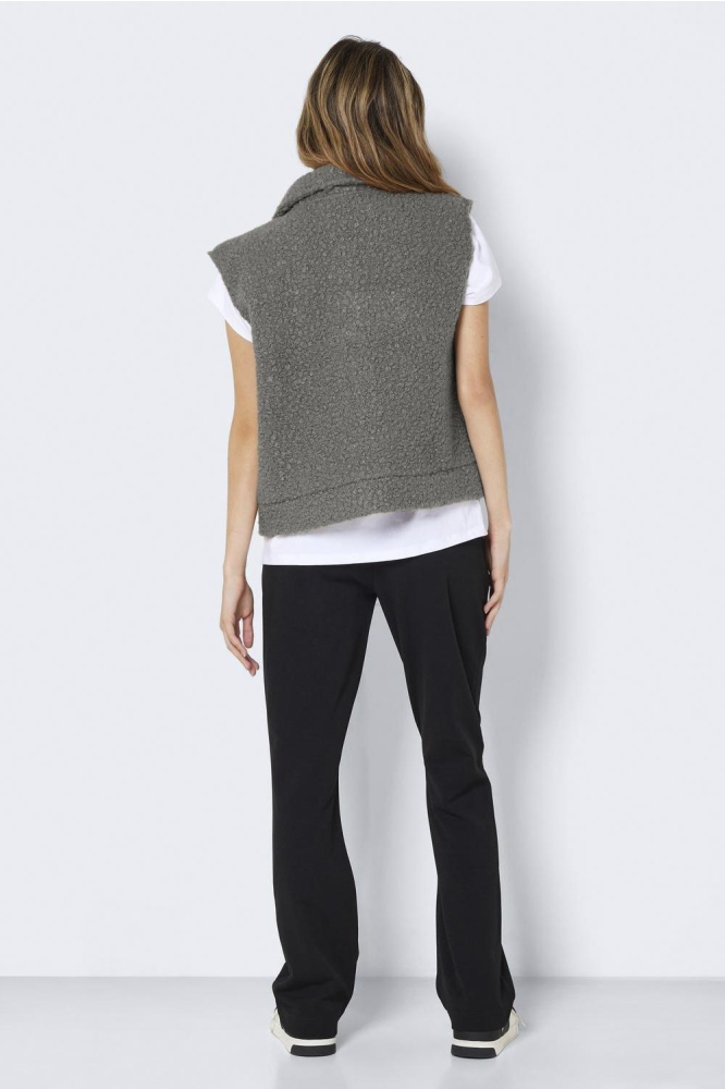 NMHINNY S/L BOUCLE VEST 27023741 Charcoal Gray/DARK METAL