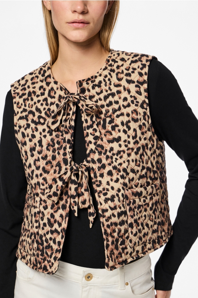 PCSARIA SHORT VEST 17156069 TANNIN/LEOPARD