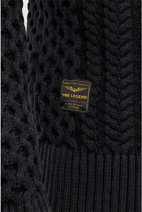 PME legend r-neck garment dye cable knit