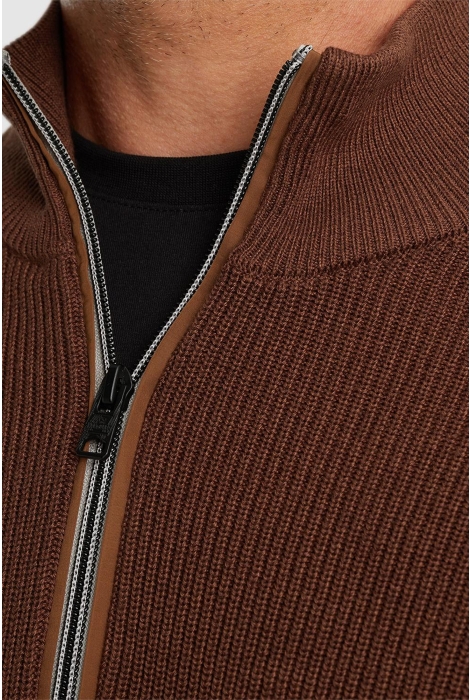 Vanguard half zip collar gentleman`s deal c