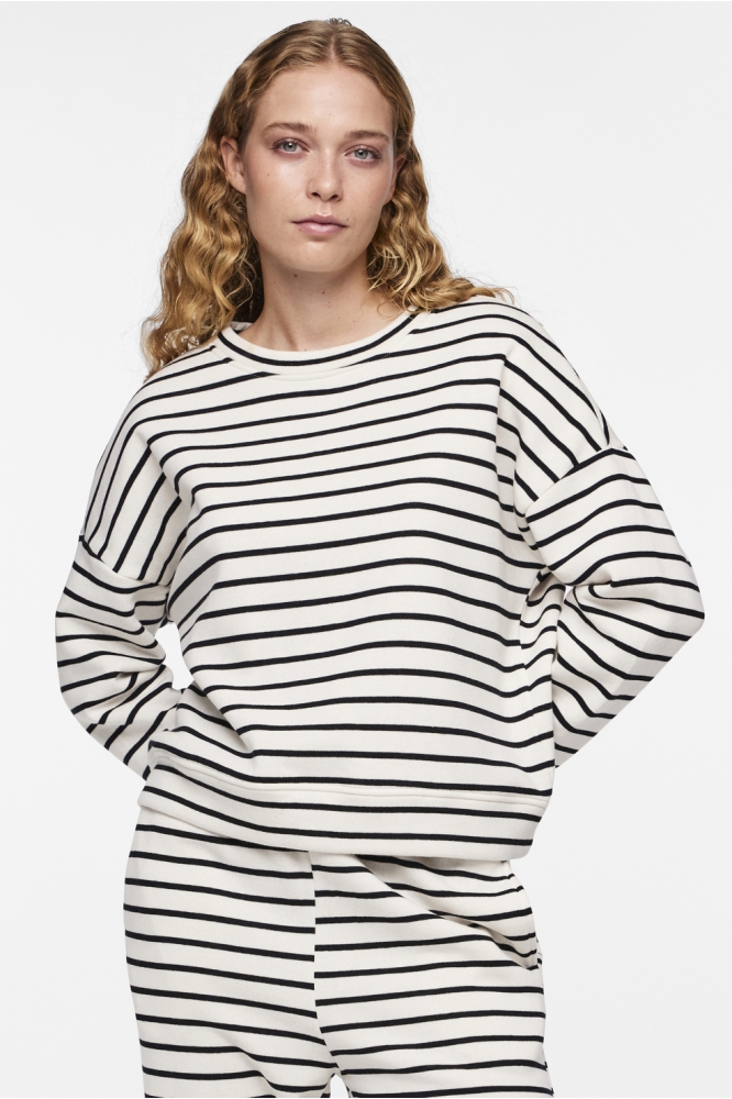 PCCHILLI LS SWEAT STRIPES NOOS BC 17146886 CLOUD DANCER/BLACK