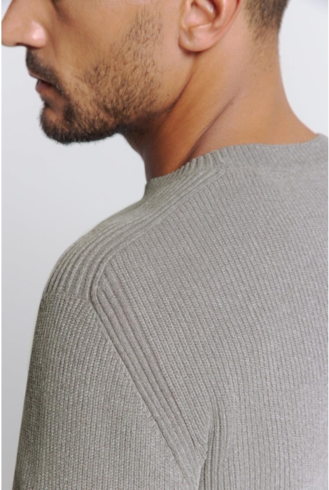 NO-EXCESS pullover crewneck chenille