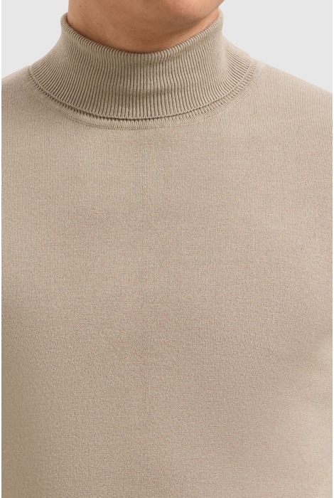 Pure Path regular fit knitwear turtleneck