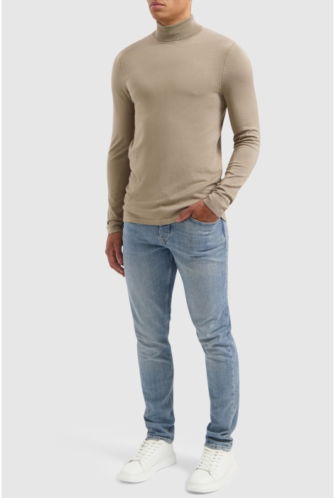 Pure Path regular fit knitwear turtleneck