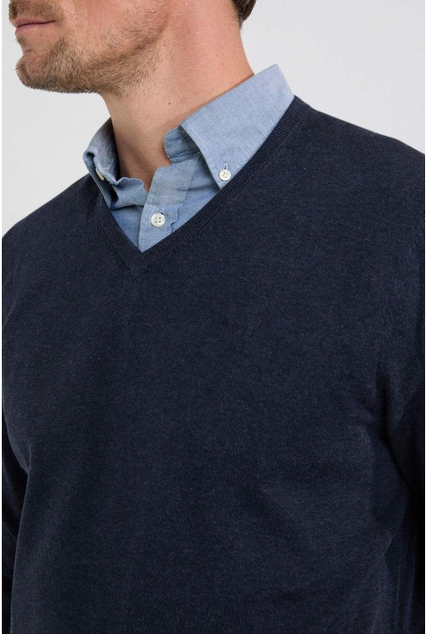 McGregor v-neck sweater