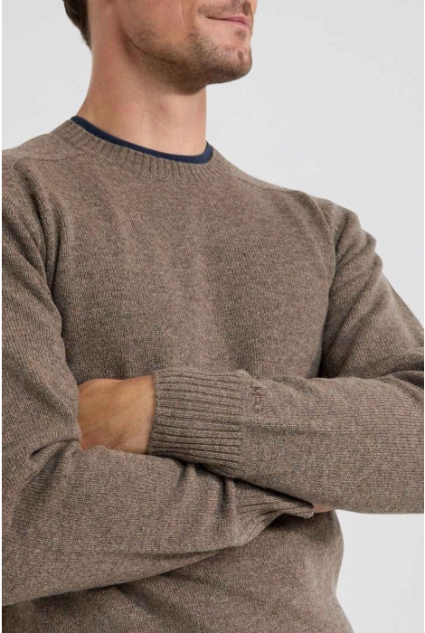 McGregor lambswool crew neck sweater