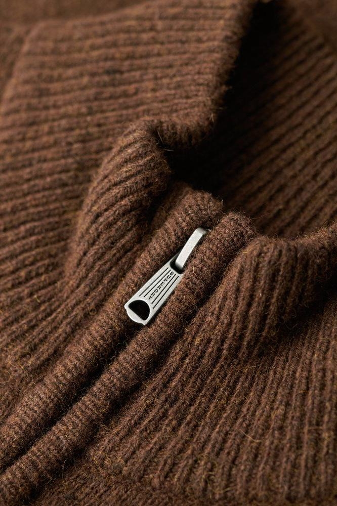 ESSENTIAL EMB KNIT HALF ZIP M6110640A WOODLAND BROWN