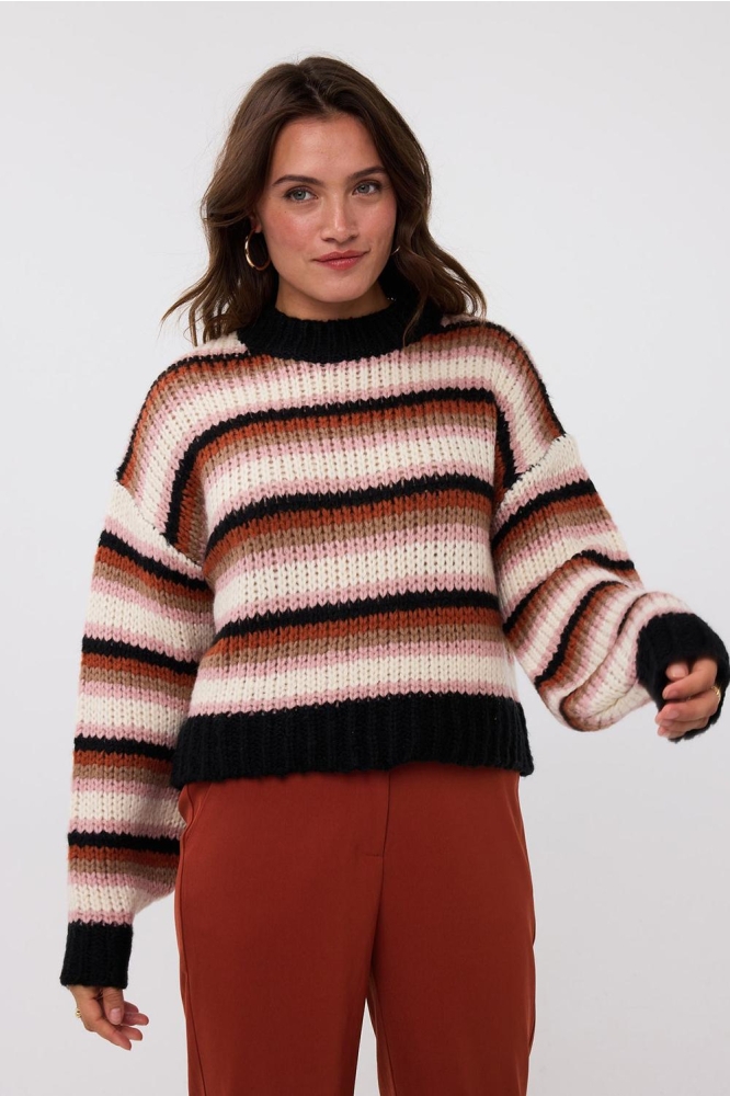 KNITTED SWEATER MEGGIE CW2423 BLACK/CAMEL/ECRU