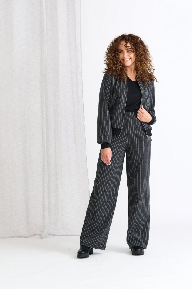 BAMBI PINSTRIPE 7225 001 ZWART