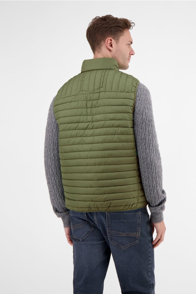 LICHTGEWICHT GEWATTEERD VEST 24D7341 612 SAGE GREEN