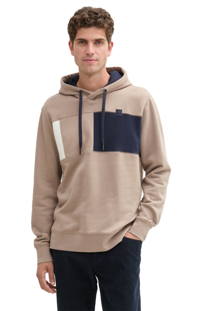 HOODIE MET LOGOBADGE 1044028 13626