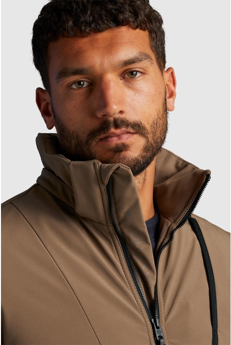 Cast Iron hooded jacket softshell superbolt