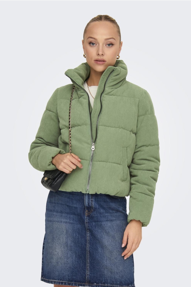 ONLNEWDOLLY CORDUROY PUFFER OTW NOO 15304768 HEDGE GREEN