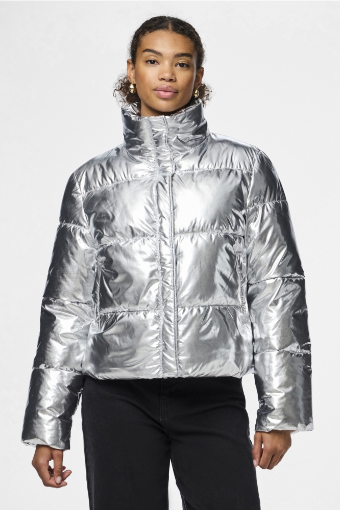 PCNAMIE PUFFER JACKET 17151539 Silver Colour