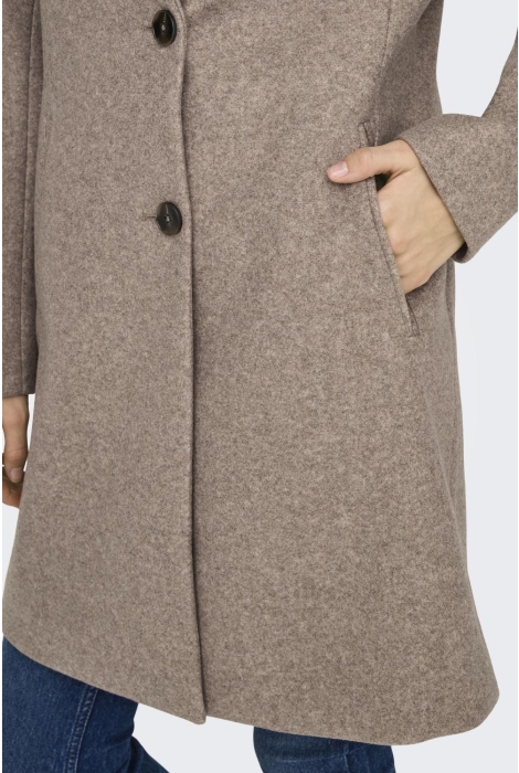 Jacqueline de Yong jdyecho coat otw noos