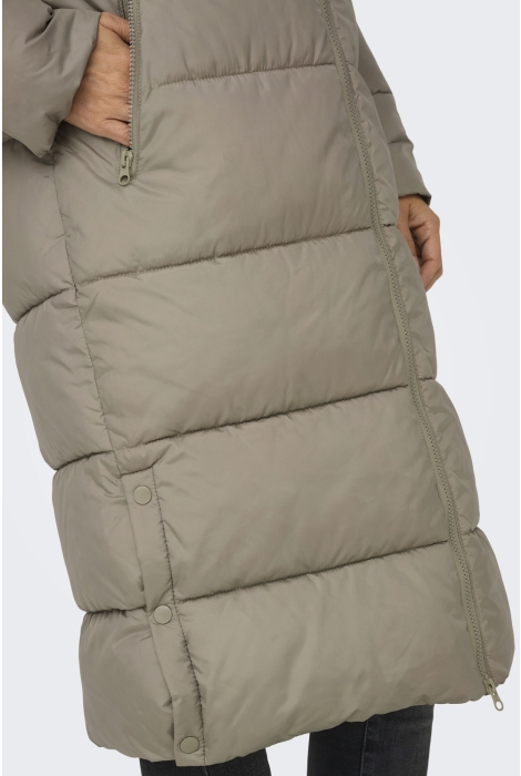 Only onlmontana long puffer jacket noos