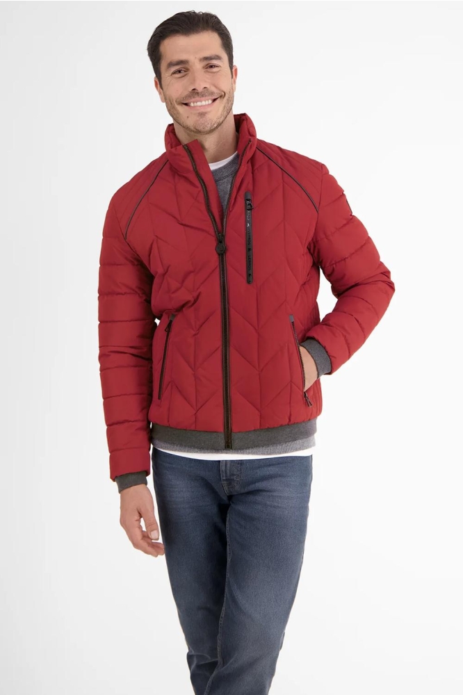 GEWATTEERDE BLOUSON MET FUNCTIONALITEIT 2497015 362 DEEP GARNET