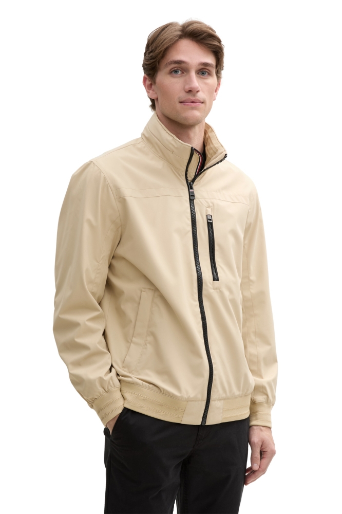 BLOUSON JAS MET CAPUCHON IN OPSTAANDE KRAAG 1044097xx10 29116