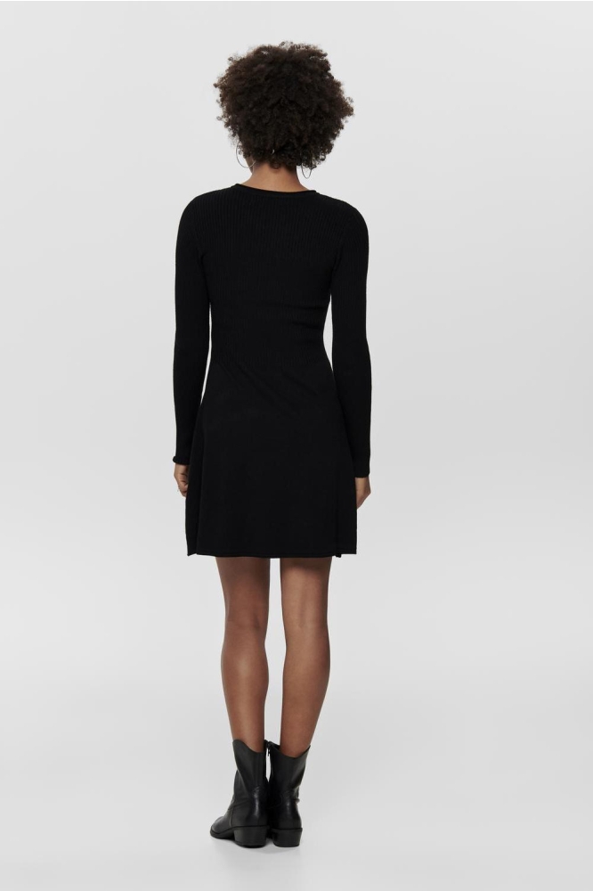 ONLALMA L/S O-NECK DRESS KNT NOOS 15185761 Black