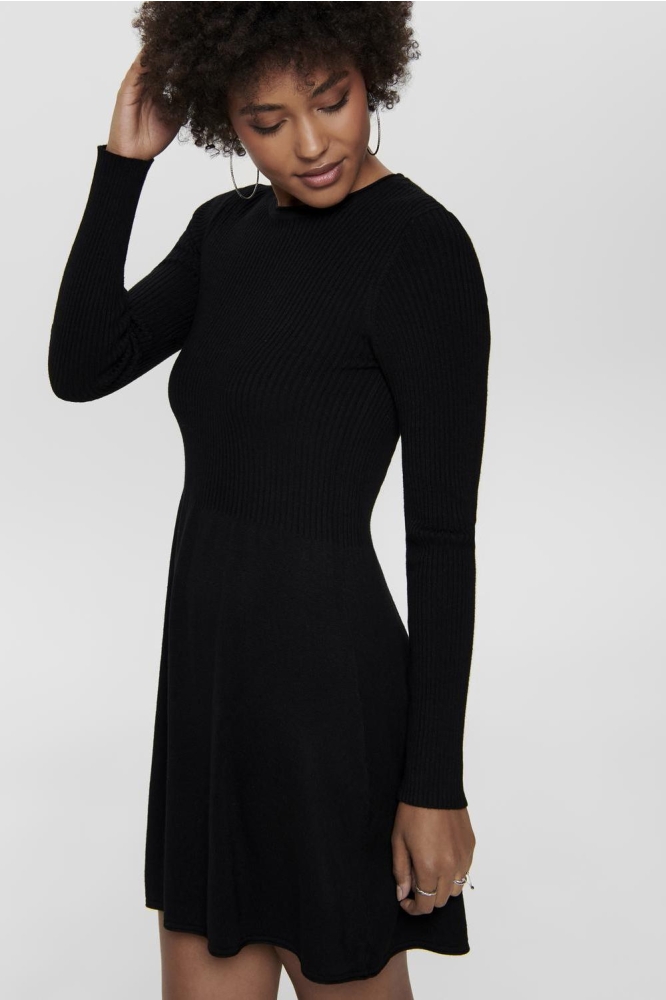 ONLALMA L/S O-NECK DRESS KNT NOOS 15185761 Black