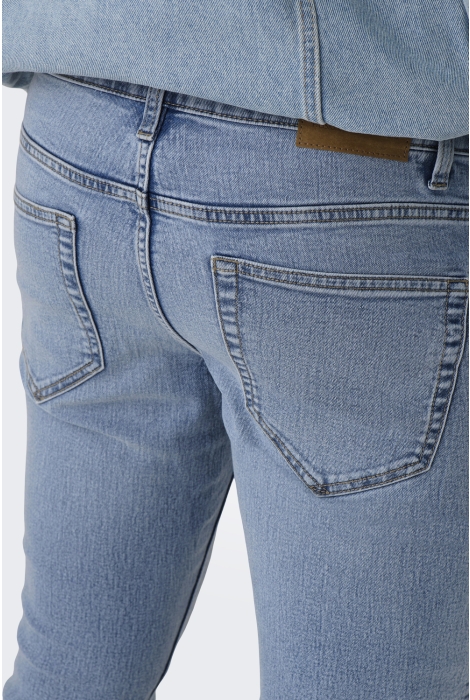 Only & Sons onsloom slim 7899 ey box jeans