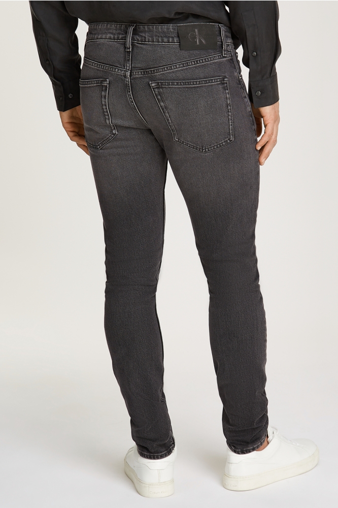 SLIM TAPER J30J326360 1BY DENIM BLACK