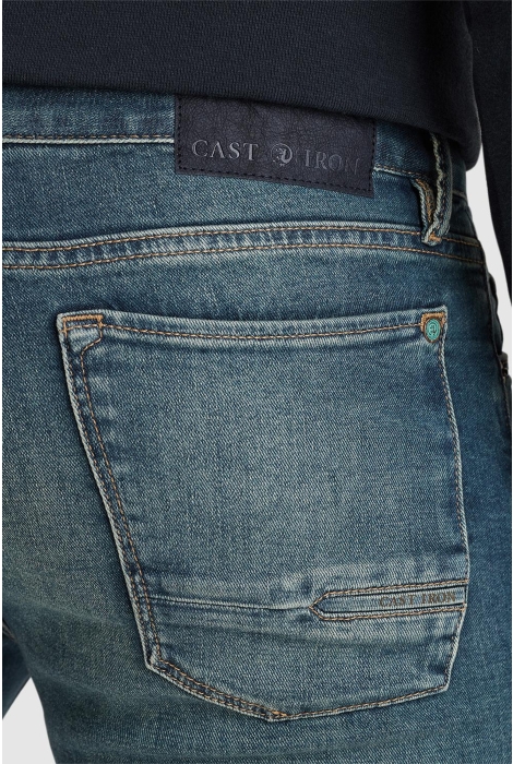 Cast Iron riser slim worn-in blue denim