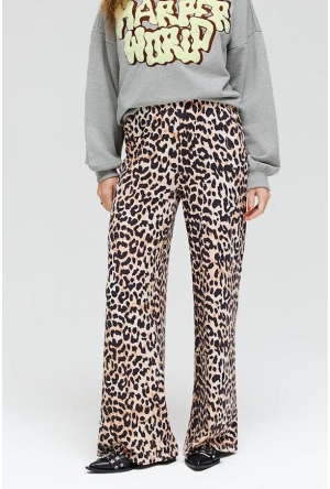 Dit is ook leuk van Harper & Yve Broek