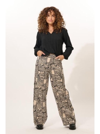 FOS Amsterdam Broek BENTHA CURVY LINES 7180 001 ZWART